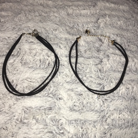Aldo Jewelry - 3/30$ Two choker necklace Aldo Jewelry - 3/30$ Two choker necklace